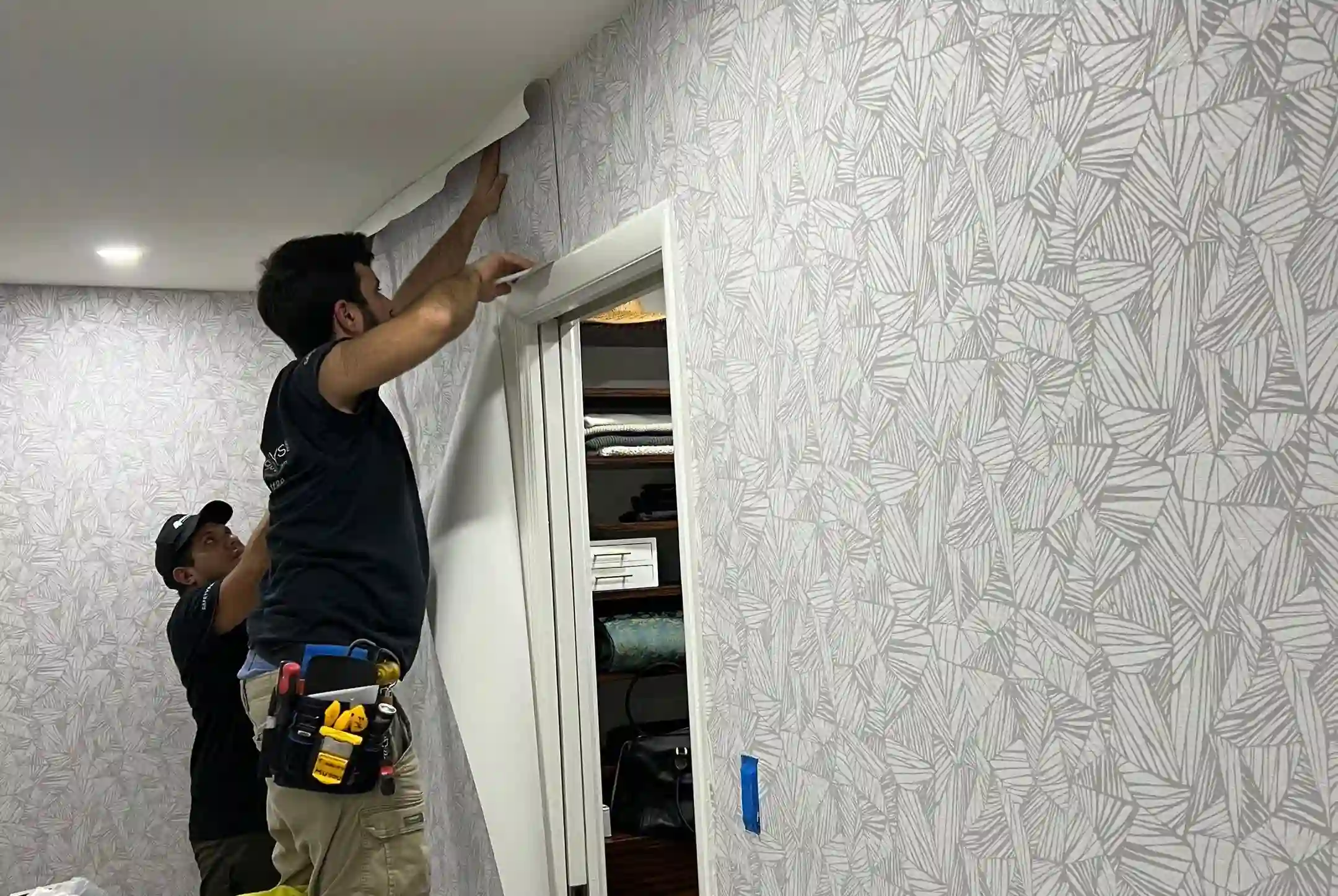 Wallpaper installation service in Huntington Beach, California